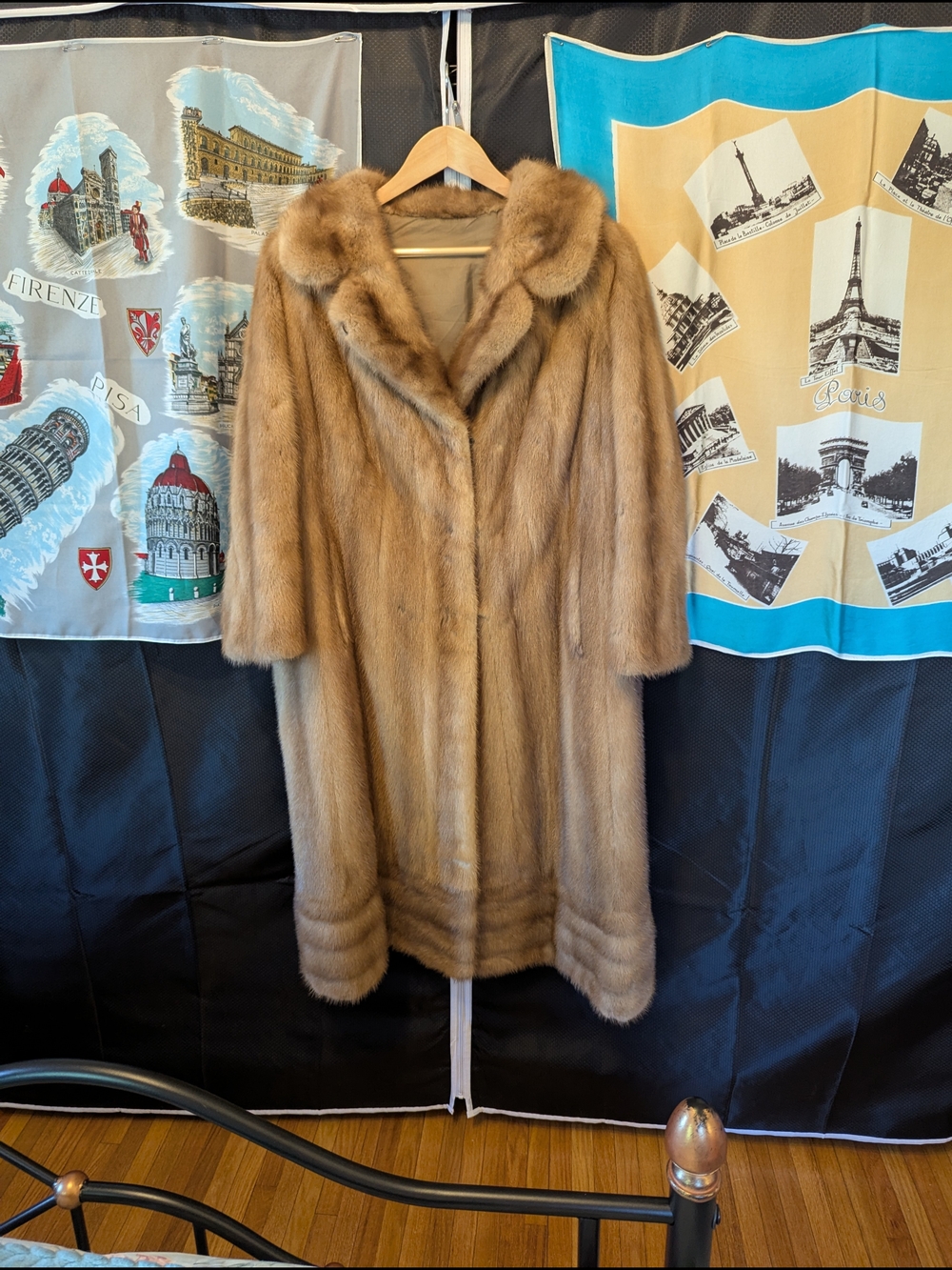 Real Mink Coat!!!  Blonde Golden Light Brown Full Length Mink Coat